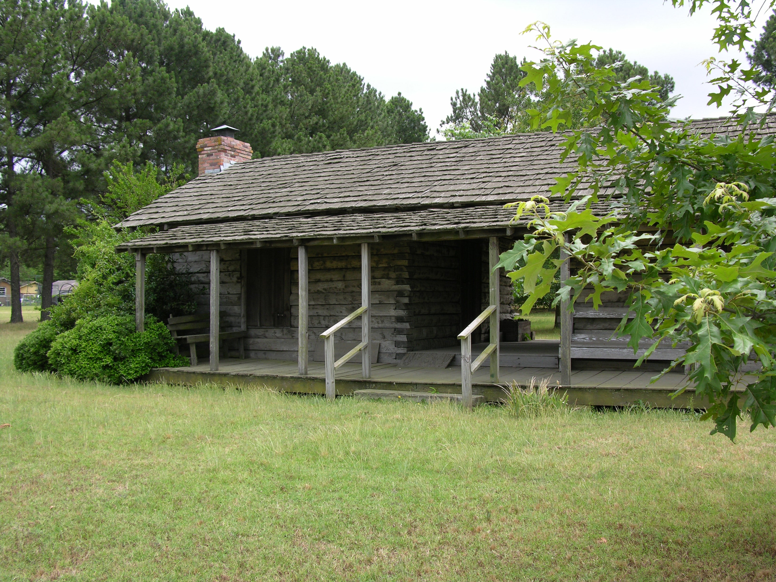 Exterior of the Lower White River Museum